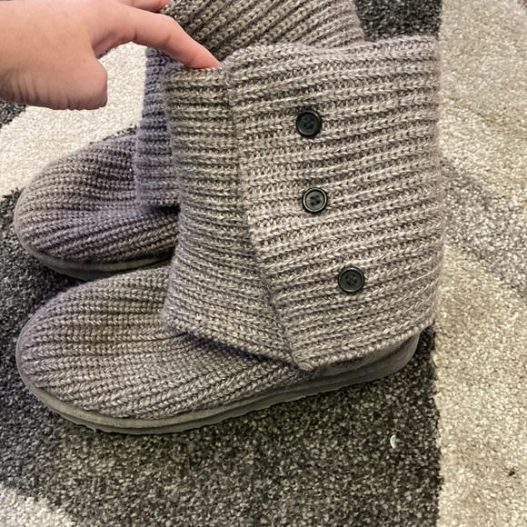 Womens Ugg sweater boots - Picture 2 of 6